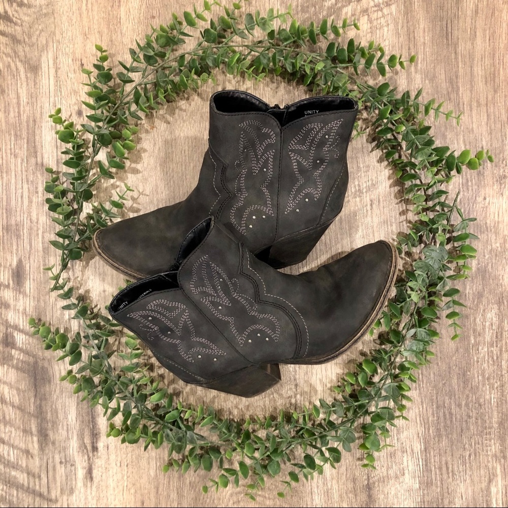 Not Rated western booties